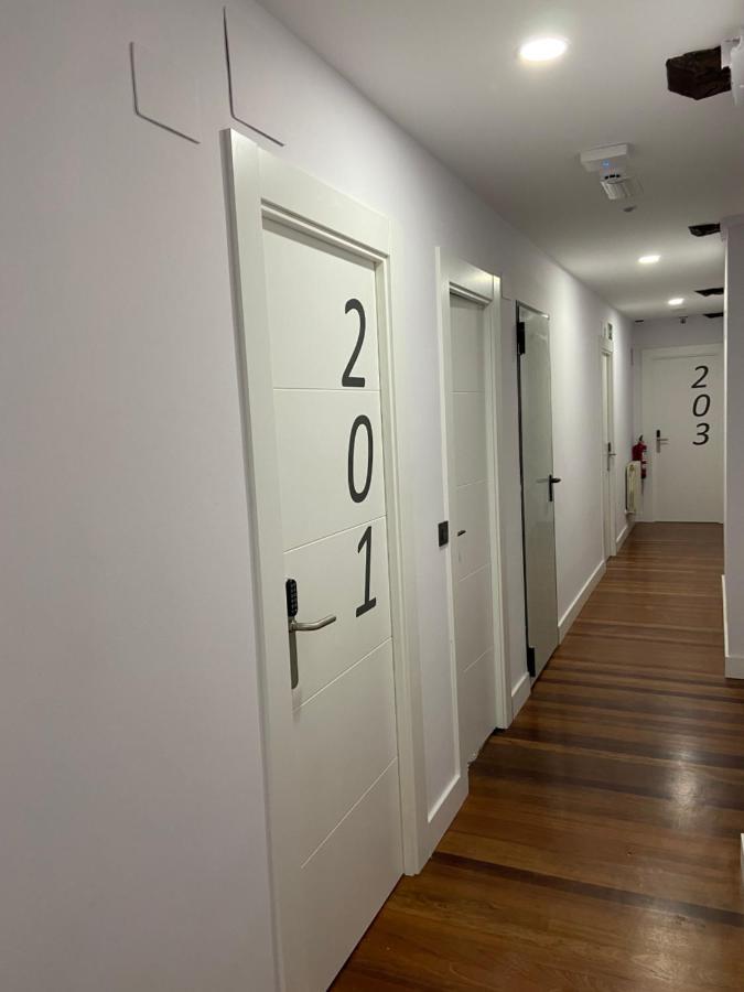 מלון בילבאו Casual Mardones מראה חיצוני תמונה Rooms at the hotel