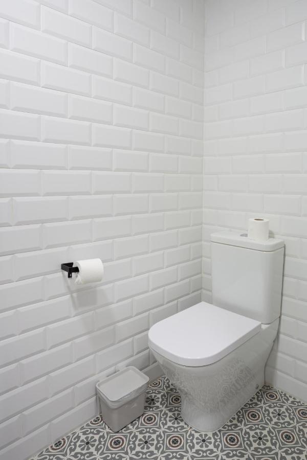 מלון בילבאו Casual Mardones מראה חיצוני תמונה Metro white